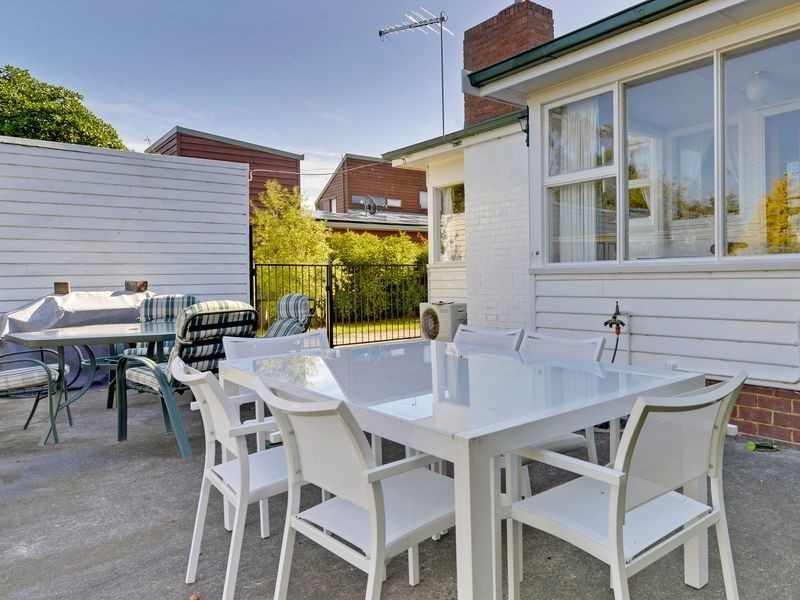 151 Clarence Street, Howrah TAS 7018
