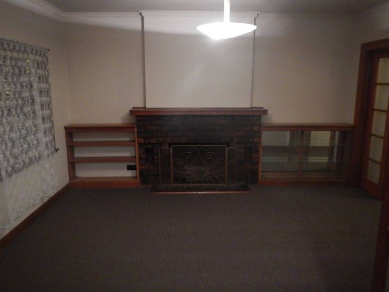 186 East Derwent Highway, Lindisfarne TAS 7015