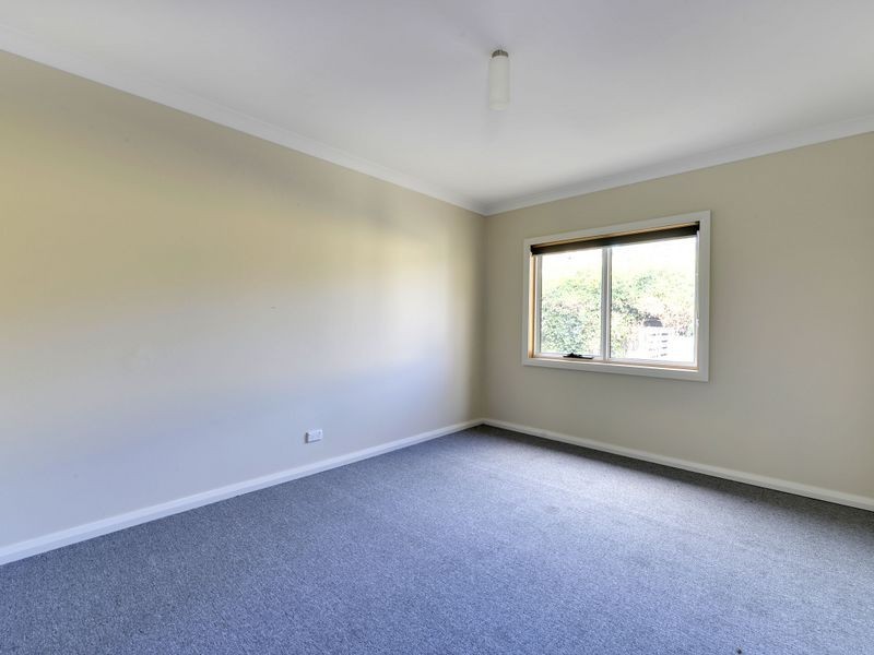 1/90 Gordons Hill Road, Lindisfarne TAS 7015