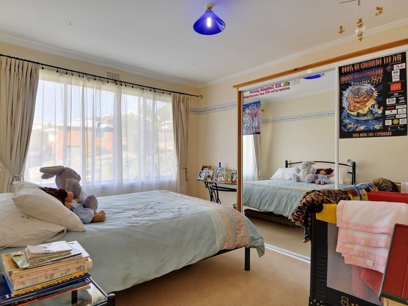 16 Tavistock Road, Austins Ferry TAS 7011