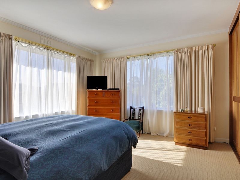 16 Tavistock Road, Austins Ferry TAS 7011