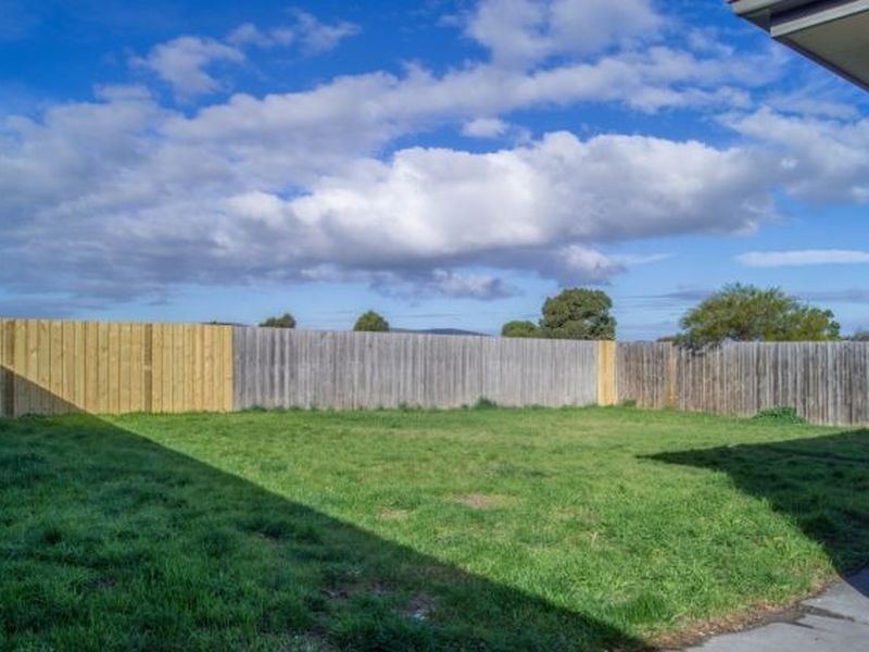 80 Duntroon Drive, Rokeby TAS 7019
