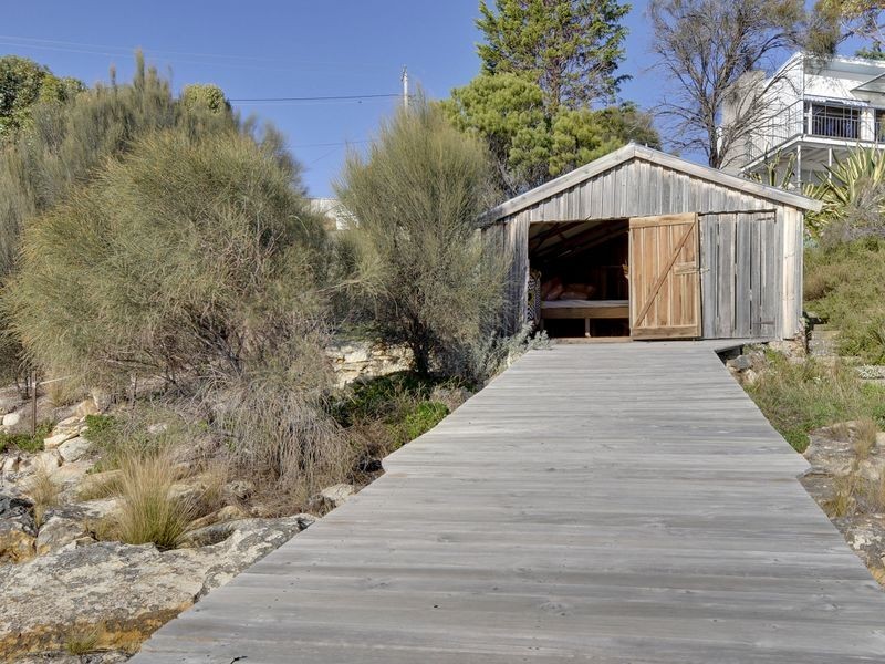 102 Spitfarm Road, Opossum Bay TAS 7023