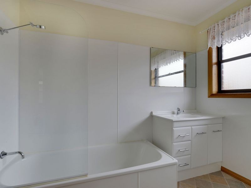 2/14 Alexandra Esplanade, Bellerive TAS 7018