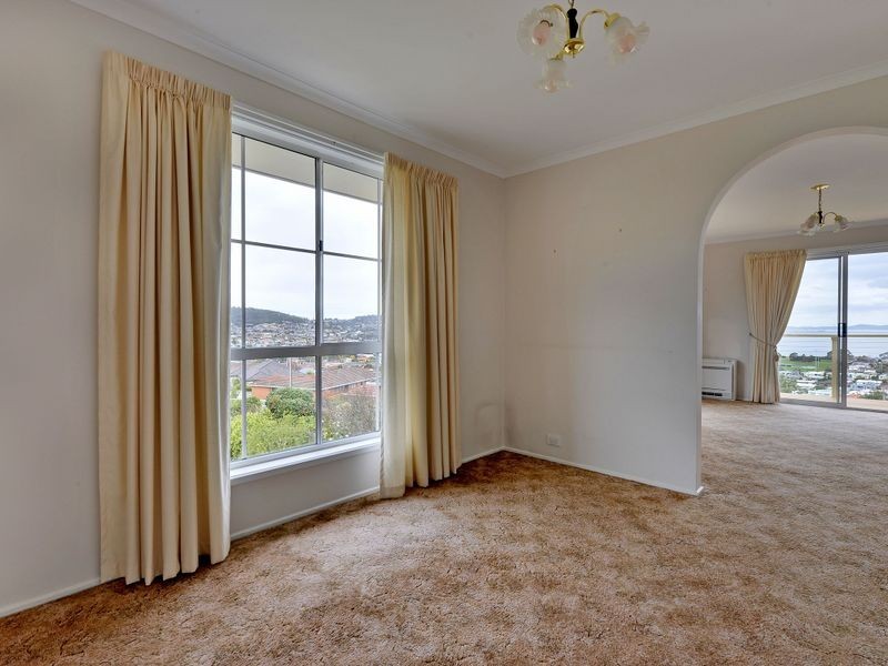 3/36 Nankoor Crescent, Howrah TAS 7018