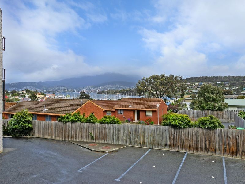 13/9 Alma Street, Bellerive TAS 7018