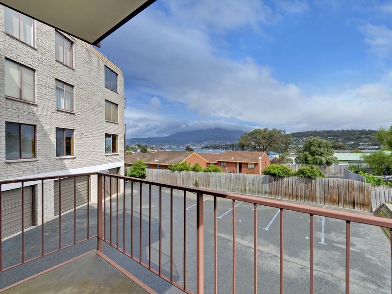 13/9 Alma Street, Bellerive TAS 7018