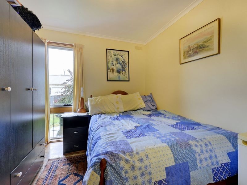 31 Fontain Circle, Rokeby TAS 7019