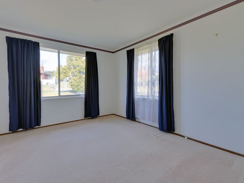 21 Checquers Street, Rokeby TAS 7019