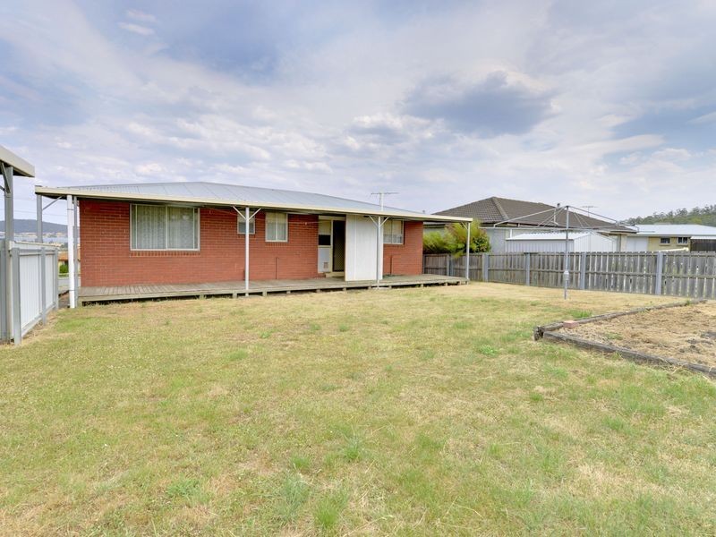 12 Stanfield Street, Rokeby TAS 7019