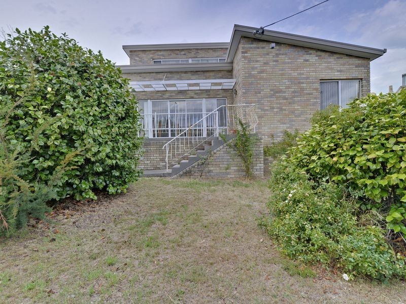 10 Howrah Road, Howrah TAS 7018