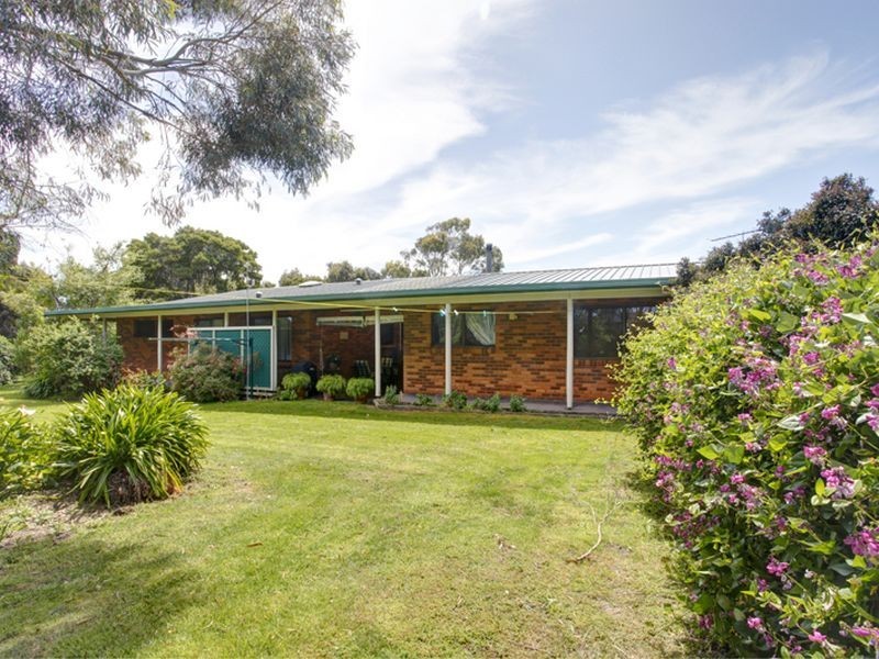 128 White Beach Road, White Beach TAS 7184