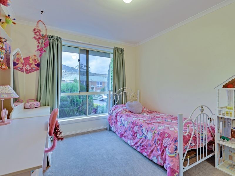 27 Sharron Drive, Granton TAS 7030