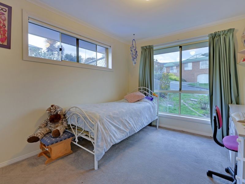 27 Sharron Drive, Granton TAS 7030
