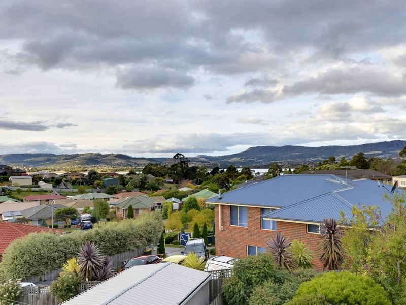 27 Sharron Drive, Granton TAS 7030