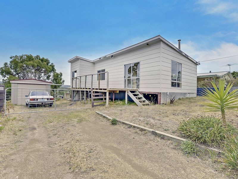 18 Spiraea Street, Primrose Sands TAS 7173
