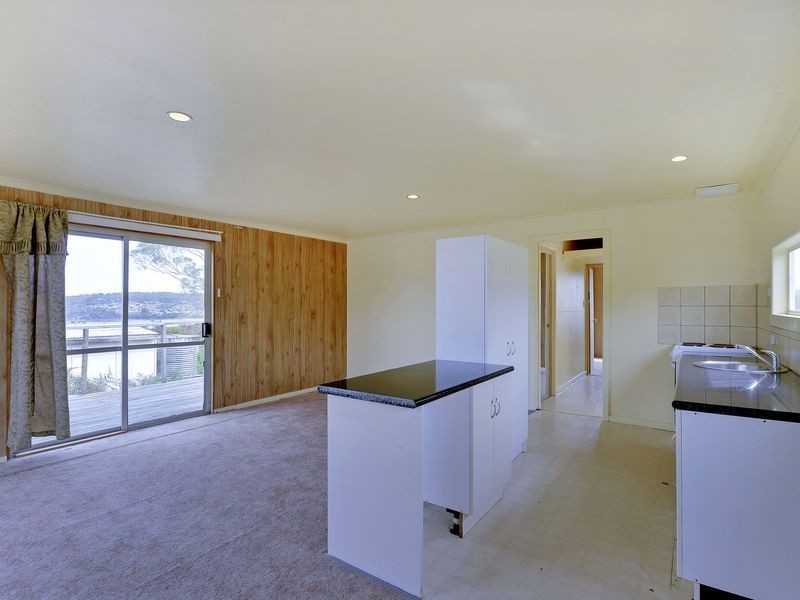 18 Spiraea Street, Primrose Sands TAS 7173