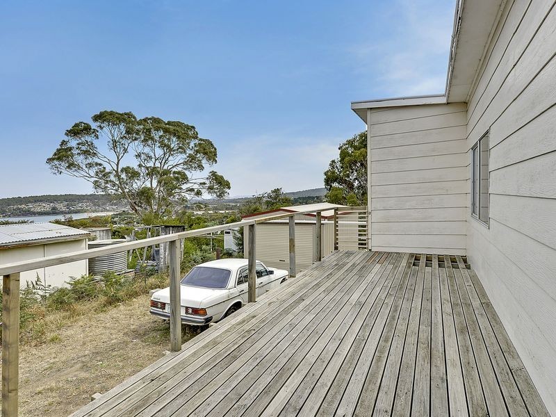 18 Spiraea Street, Primrose Sands TAS 7173