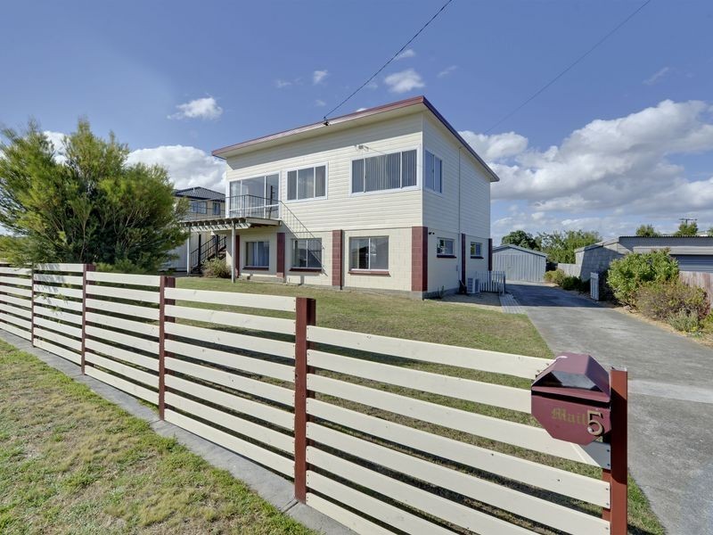 5 Singapore Street, Midway Point TAS 7171