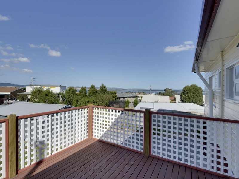 5 Singapore Street, Midway Point TAS 7171
