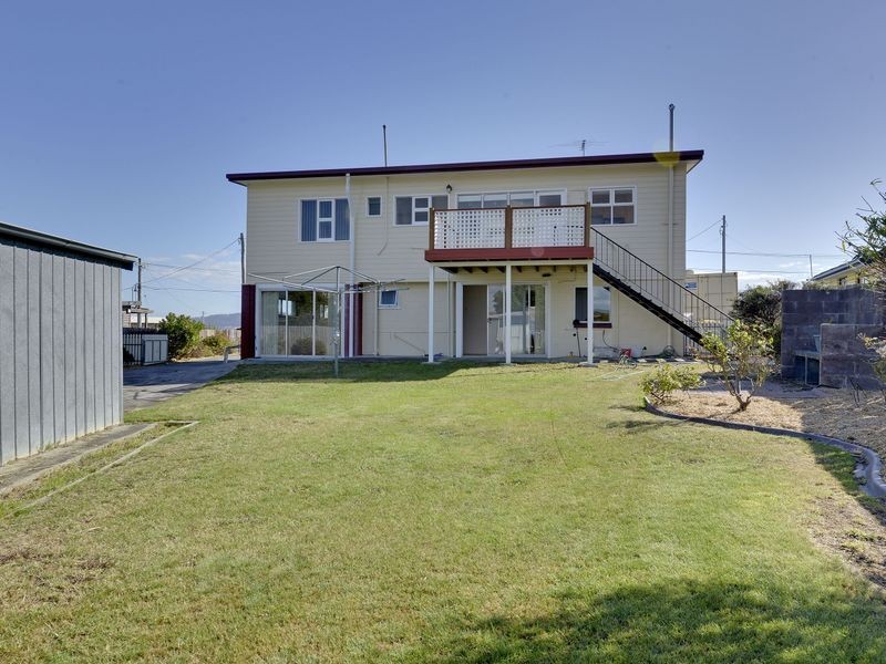 5 Singapore Street, Midway Point TAS 7171