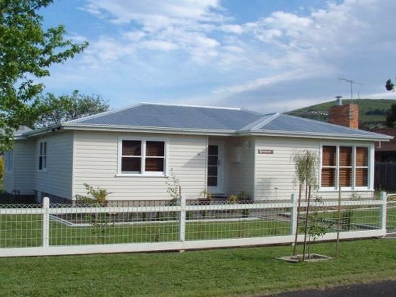 18 Bathurst Street, Richmond TAS 7025