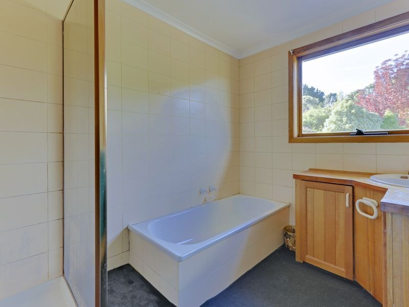 67 Seven Mile Beach Rd, Seven Mile Beach TAS 7170