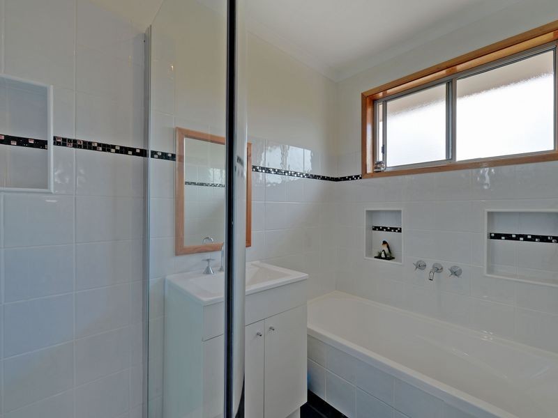 27 Kenton Road, Geilston Bay TAS 7015
