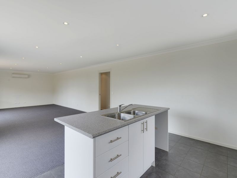 2/55 Horizon Drive, Sorell TAS 7172