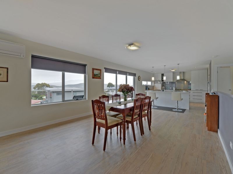 17 Ivy Close, Oakdowns TAS 7019
