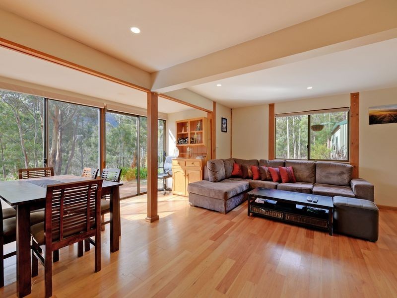 1587 Huon Road, Longley TAS 7150