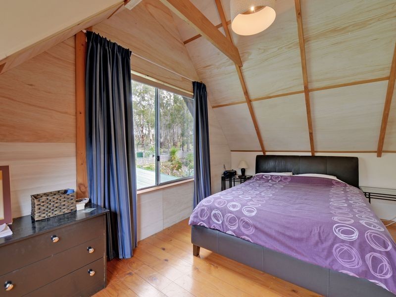 1587 Huon Road, Longley TAS 7150