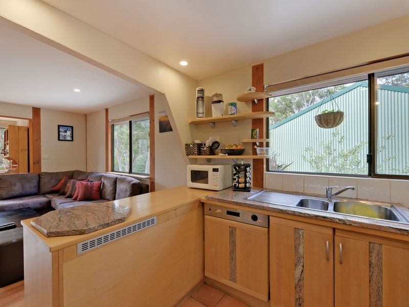 1587 Huon Road, Longley TAS 7150