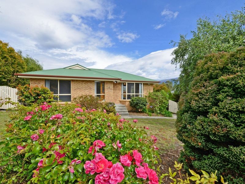 4 Saffron Drive, Kingston TAS 7050