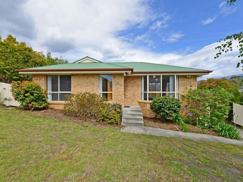 4 Saffron Drive, Kingston TAS 7050