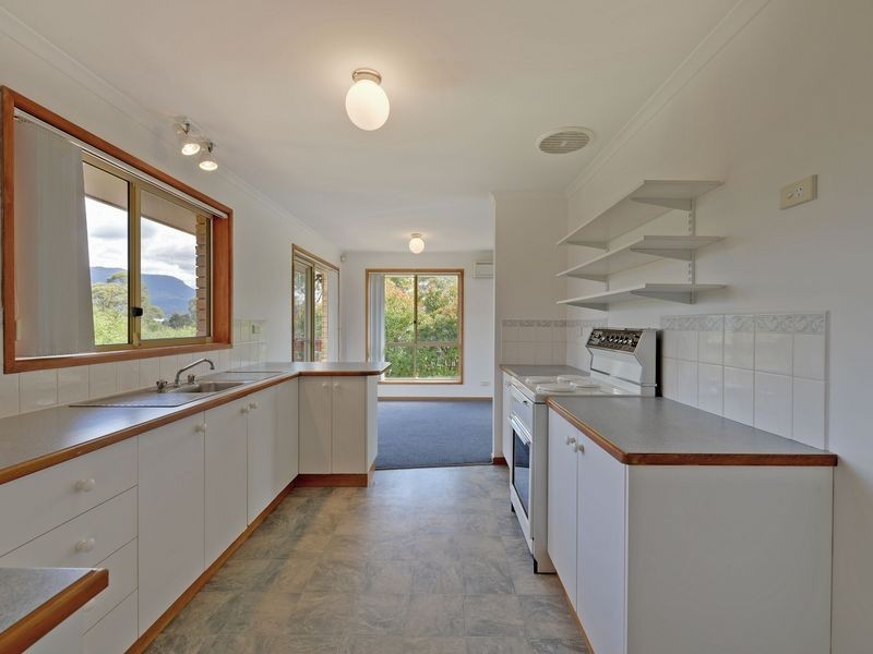 4 Saffron Drive, Kingston TAS 7050