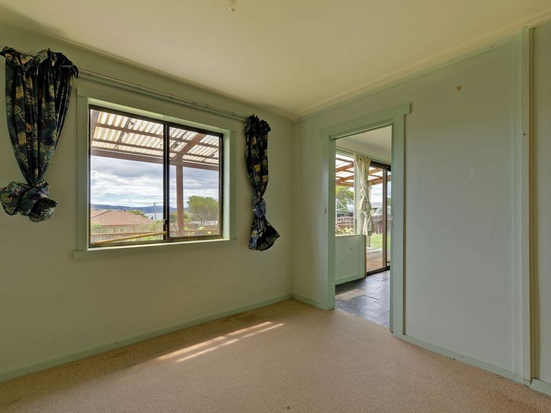 17 Third Avenue, Midway Point TAS 7171