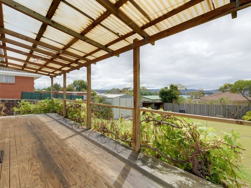 17 Third Avenue, Midway Point TAS 7171