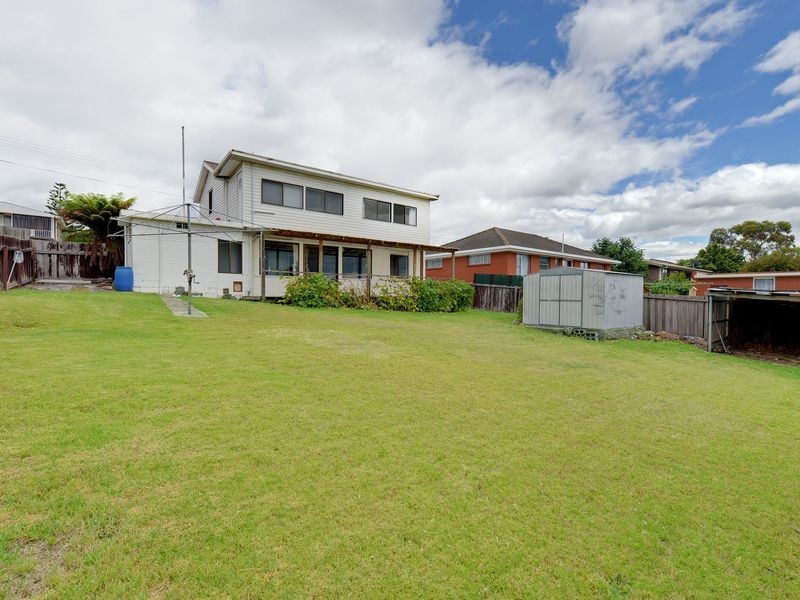 17 Third Avenue, Midway Point TAS 7171