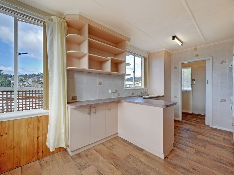 16 Burton Street, Glenorchy TAS 7010