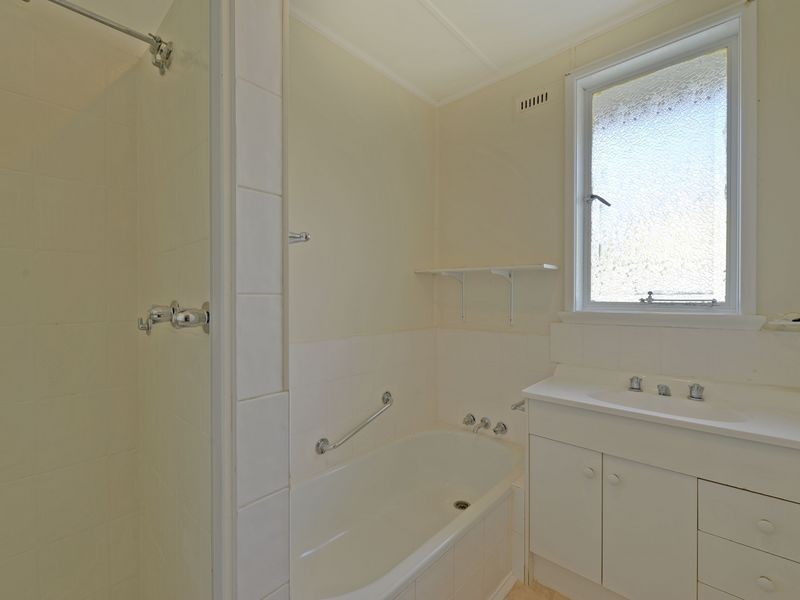 16 Burton Street, Glenorchy TAS 7010