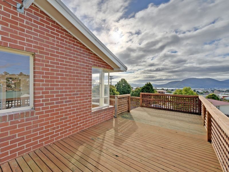 16 Burton Street, Glenorchy TAS 7010