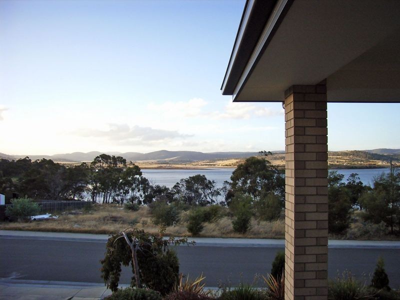 6 Sandpiper Drive, Midway Point TAS 7171