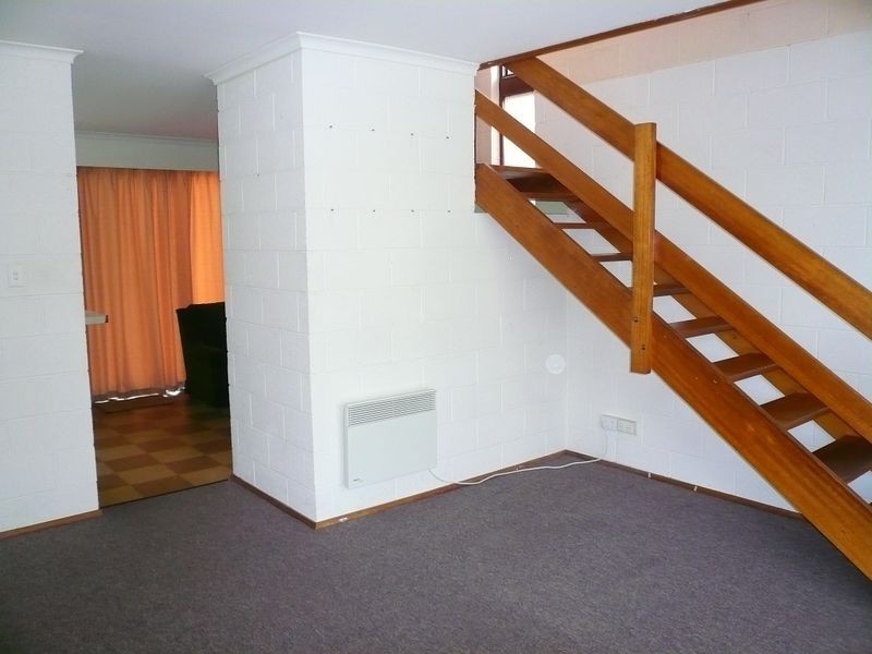 7/3 Clifford Court, Howrah TAS 7018