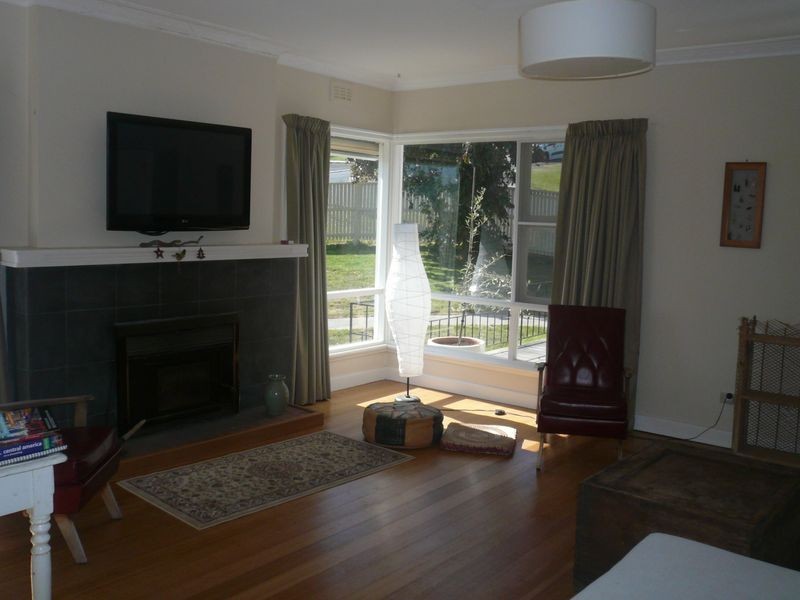 27 River Street, Bellerive TAS 7018