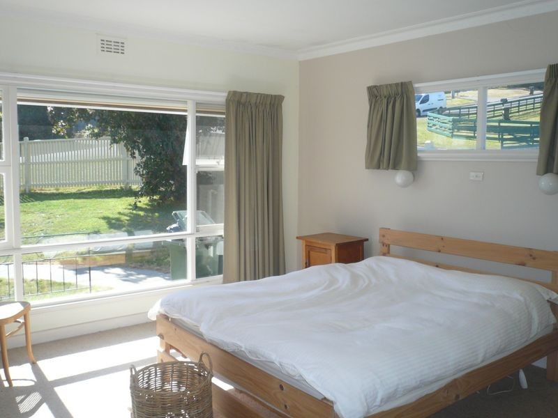 27 River Street, Bellerive TAS 7018