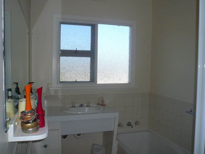 27 River Street, Bellerive TAS 7018
