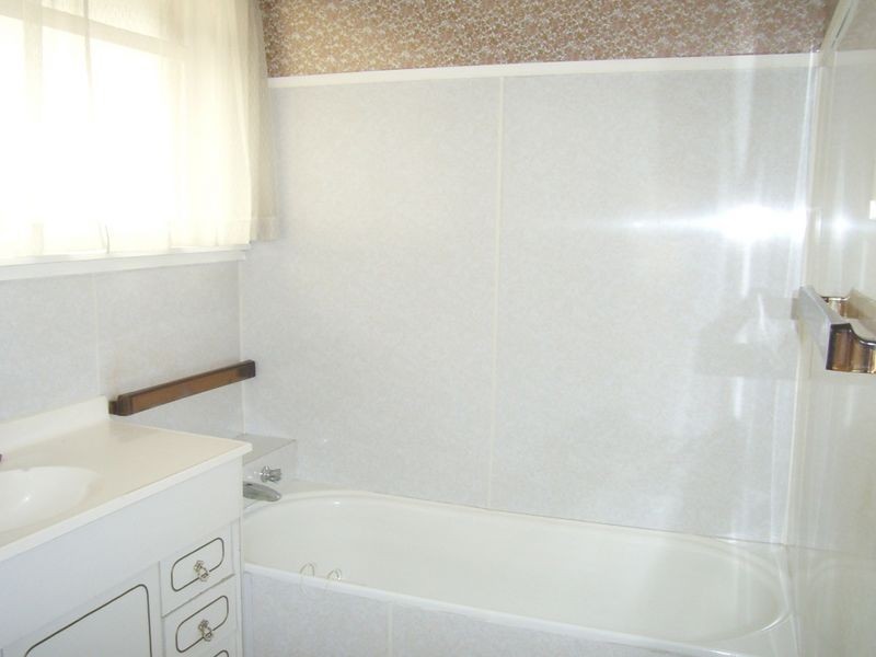 33 Cottesloe Street, Lindisfarne TAS 7015