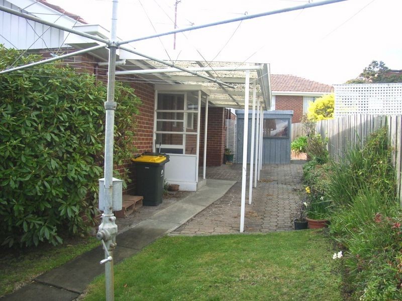 33 Cottesloe Street, Lindisfarne TAS 7015