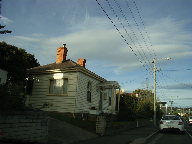 204 East Derwent Highway, Lindisfarne TAS 7015